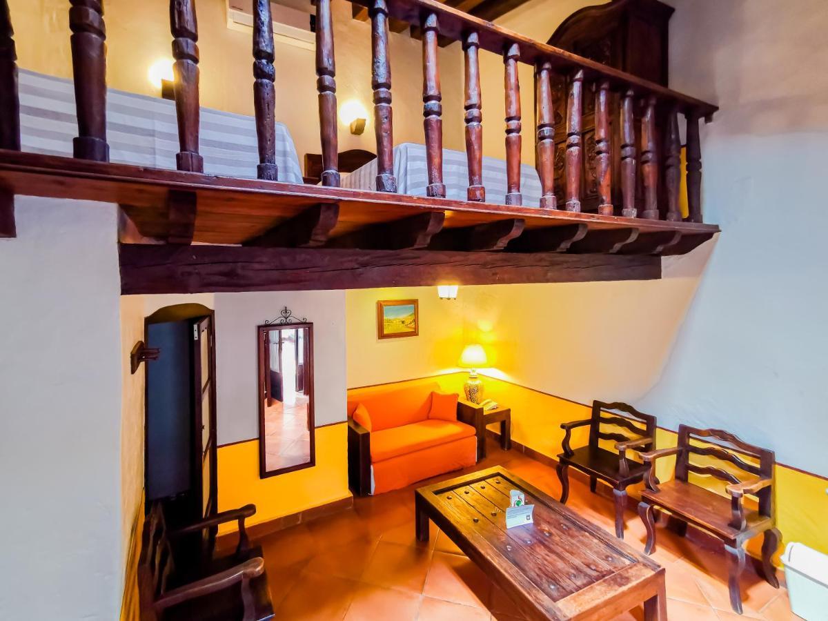 Meson Del Alferez Xalapa Hotel Exterior photo